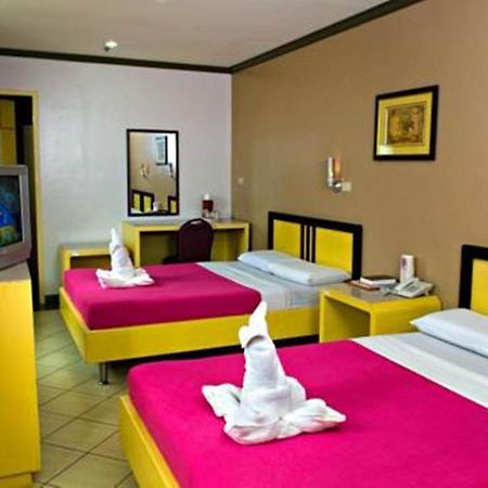 Riverside Inn Babuy Δωμάτιο φωτογραφία