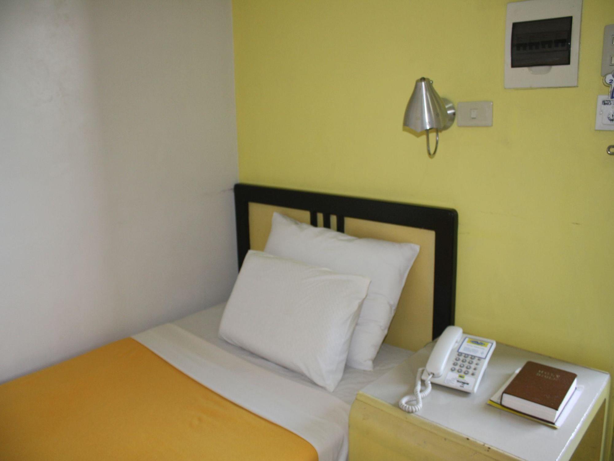 Riverside Inn Babuy Εξωτερικό φωτογραφία
