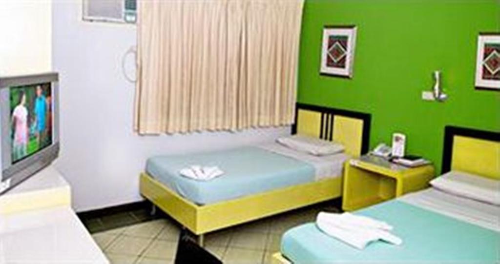 Riverside Inn Babuy Εξωτερικό φωτογραφία