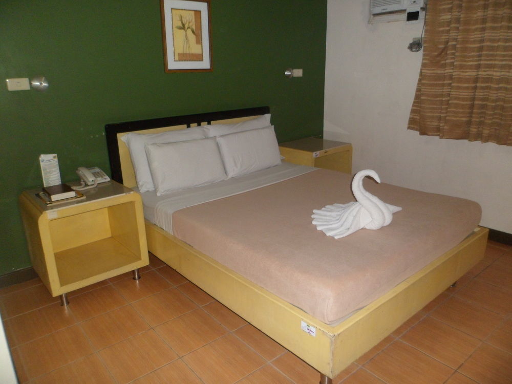 Riverside Inn Babuy Εξωτερικό φωτογραφία