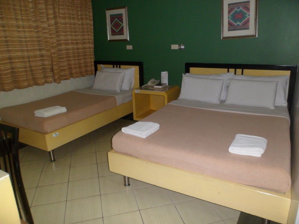 Riverside Inn Babuy Εξωτερικό φωτογραφία