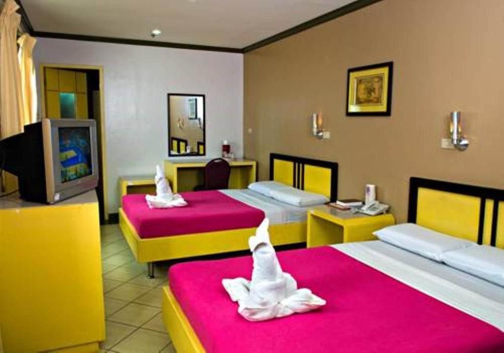 Riverside Inn Babuy Δωμάτιο φωτογραφία