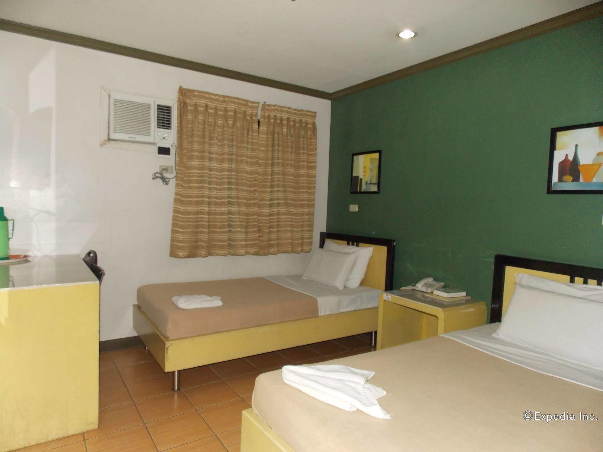 Riverside Inn Babuy Εξωτερικό φωτογραφία