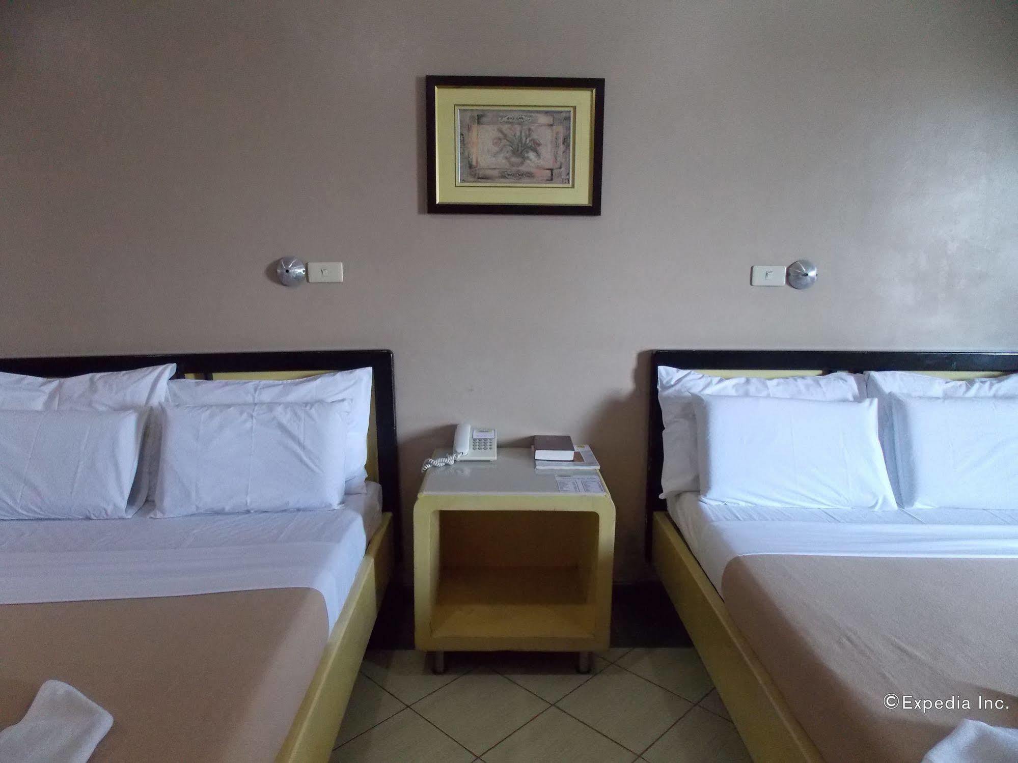 Riverside Inn Babuy Εξωτερικό φωτογραφία