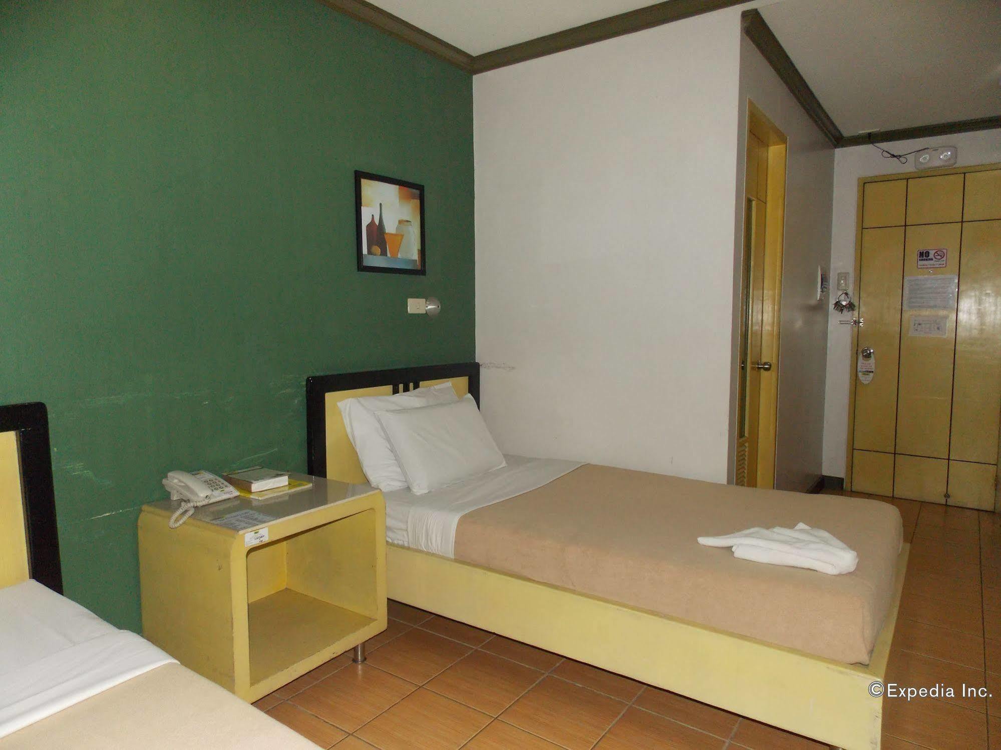 Riverside Inn Babuy Εξωτερικό φωτογραφία